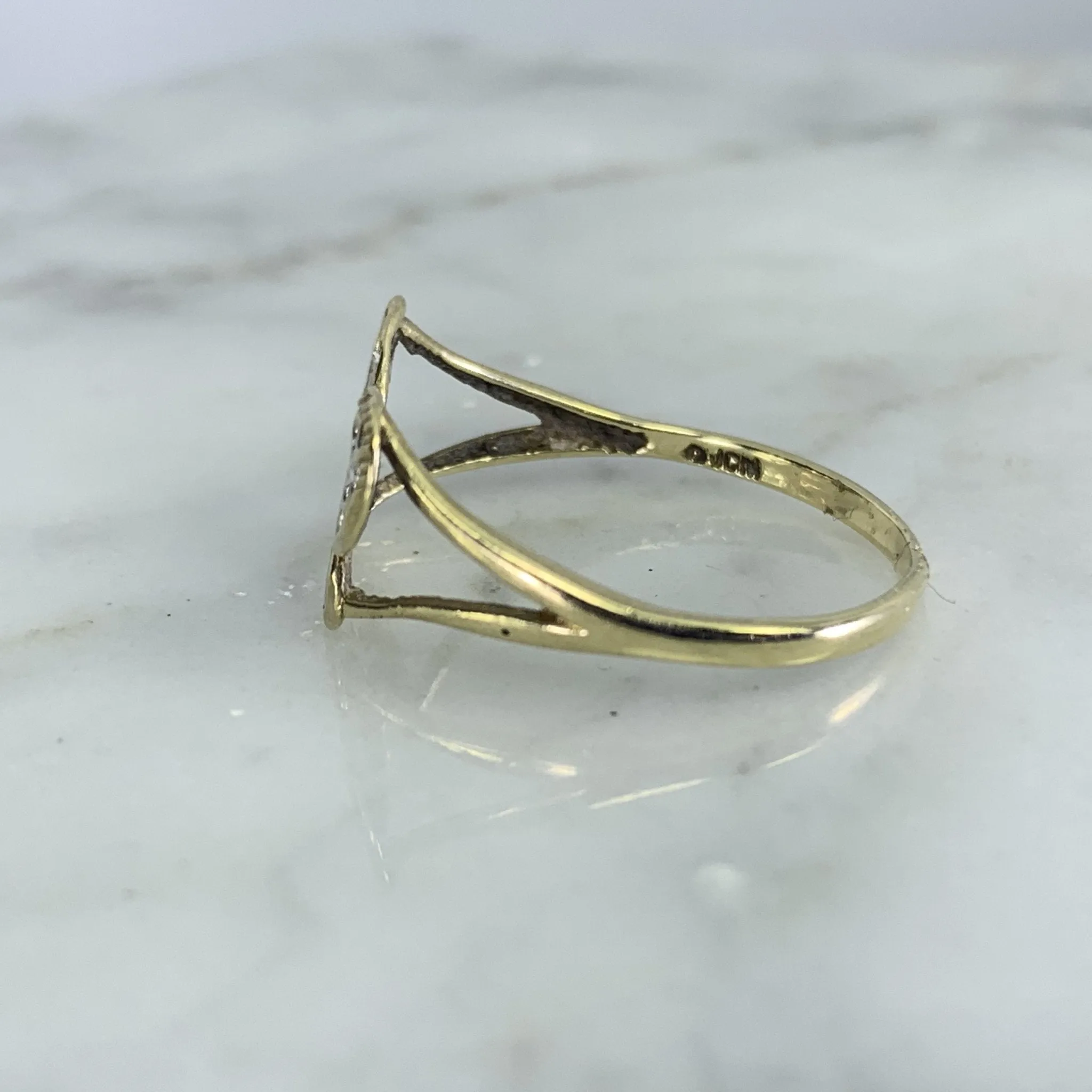 1970s Gold Butterfly Ring in 10K Yellow and White Gold. Would Make a Wonderful Graduation Gift.