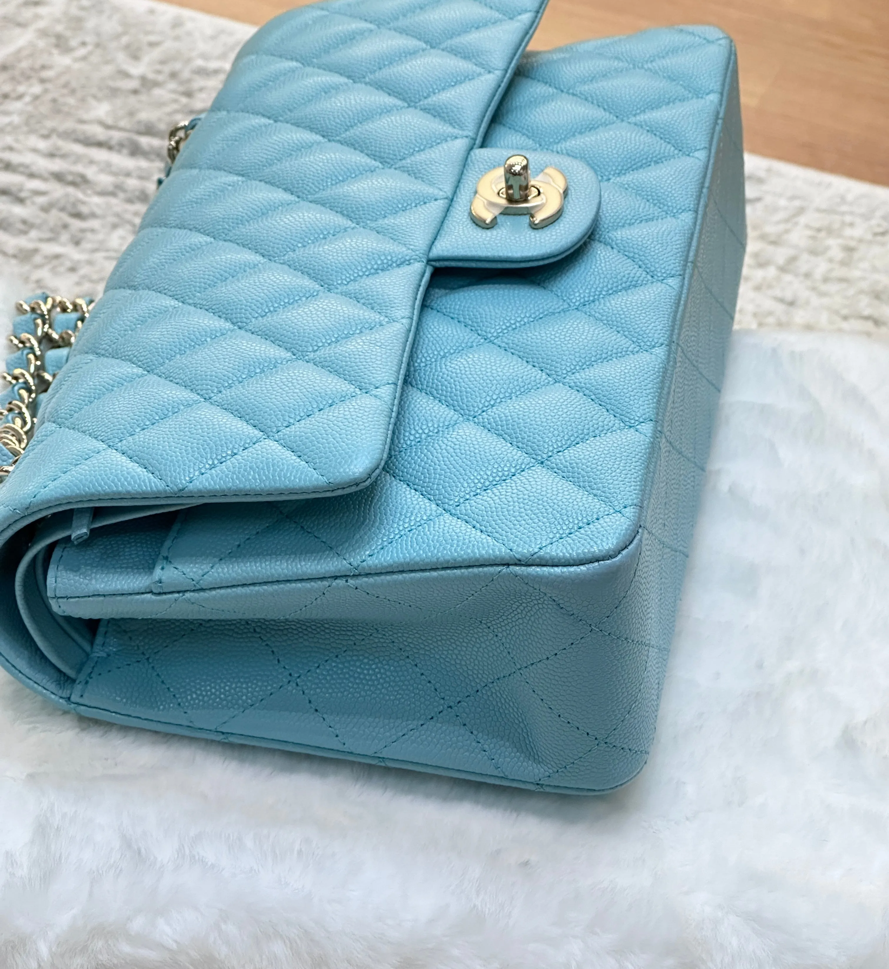 Chanel 19C Tiffany Blue Medium Caviar Classic Flap Bag GHW