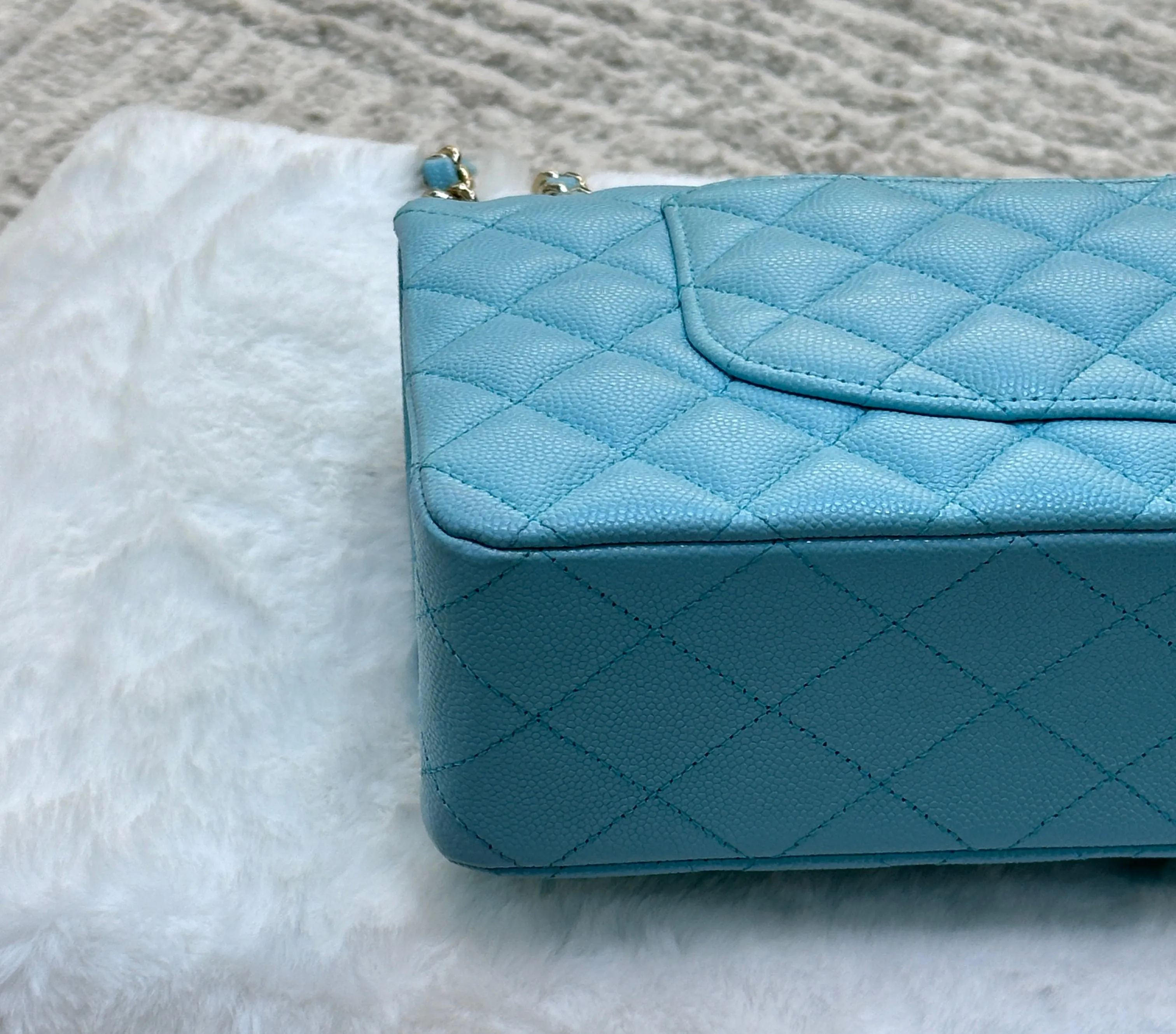 Chanel 19C Tiffany Blue Medium Caviar Classic Flap Bag GHW