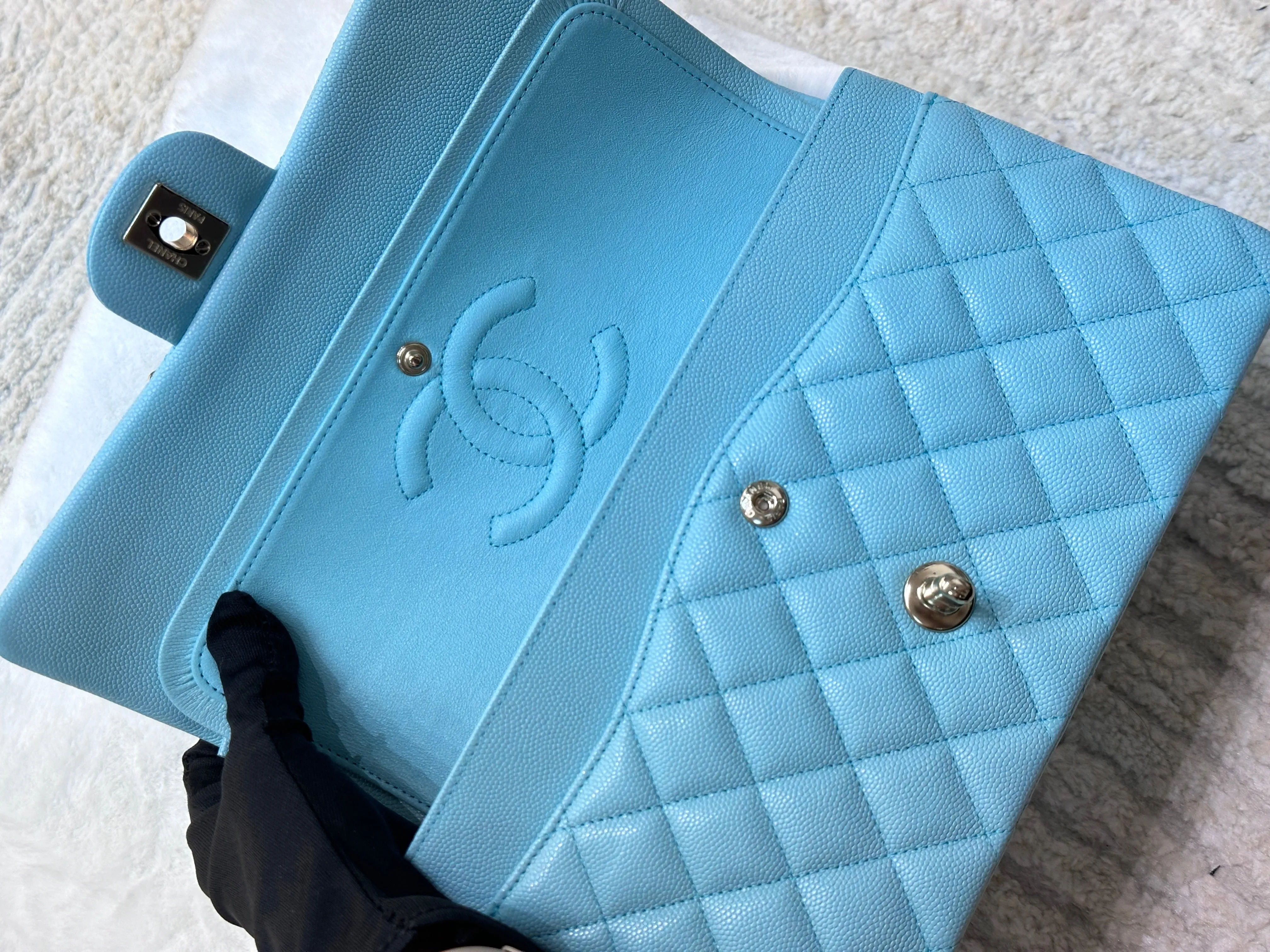 Chanel 19C Tiffany Blue Medium Caviar Classic Flap Bag GHW