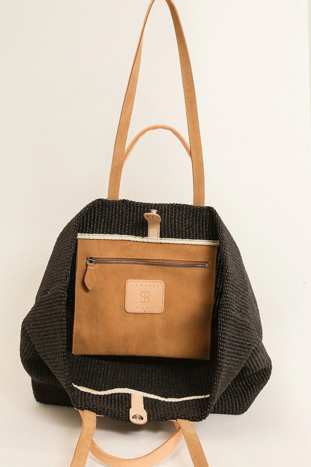 LISBON LARGE ITALIAN TOTE IN BLACK