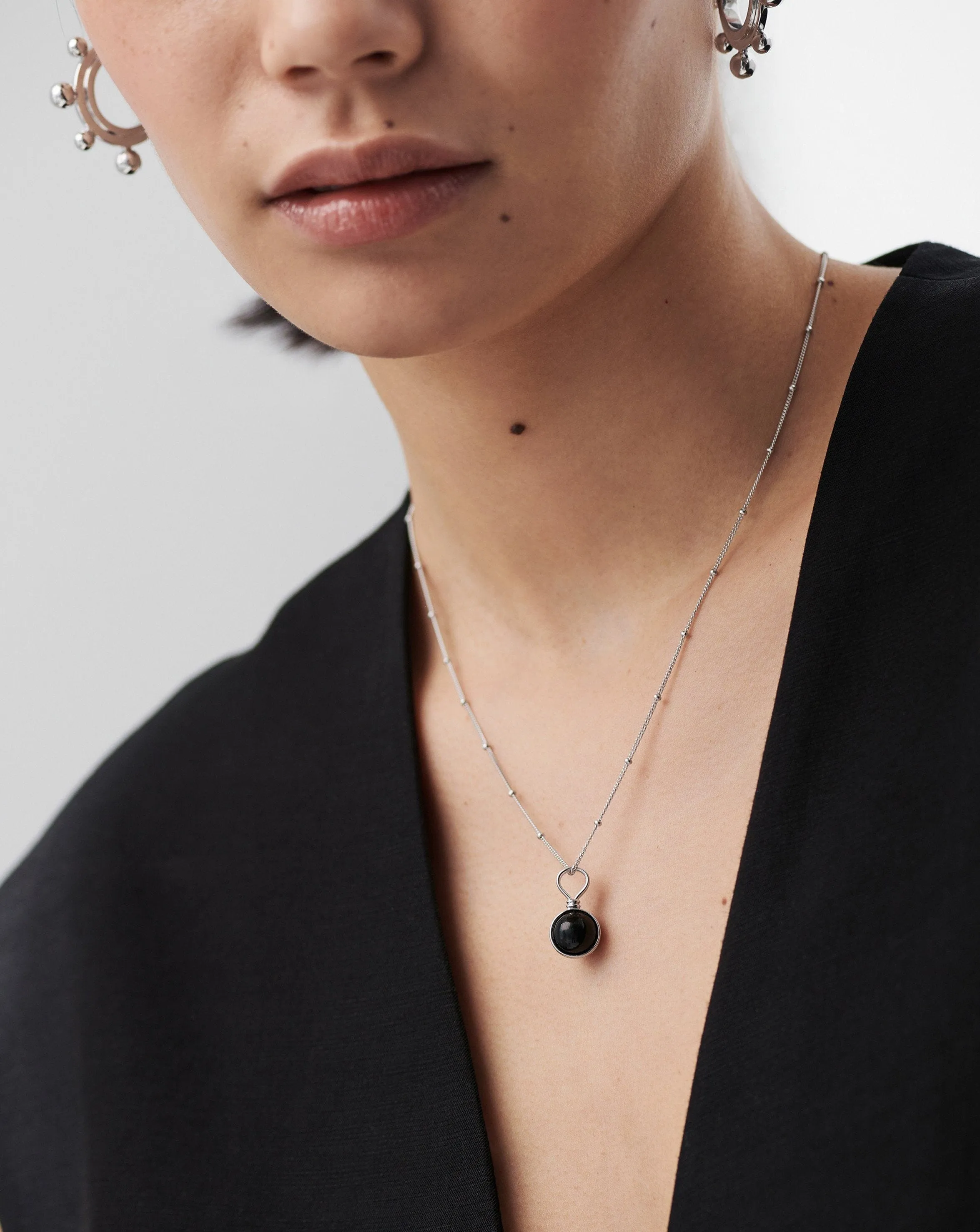 Mini Sphere Pendant Necklace | Sterling Silver/Black Onyx